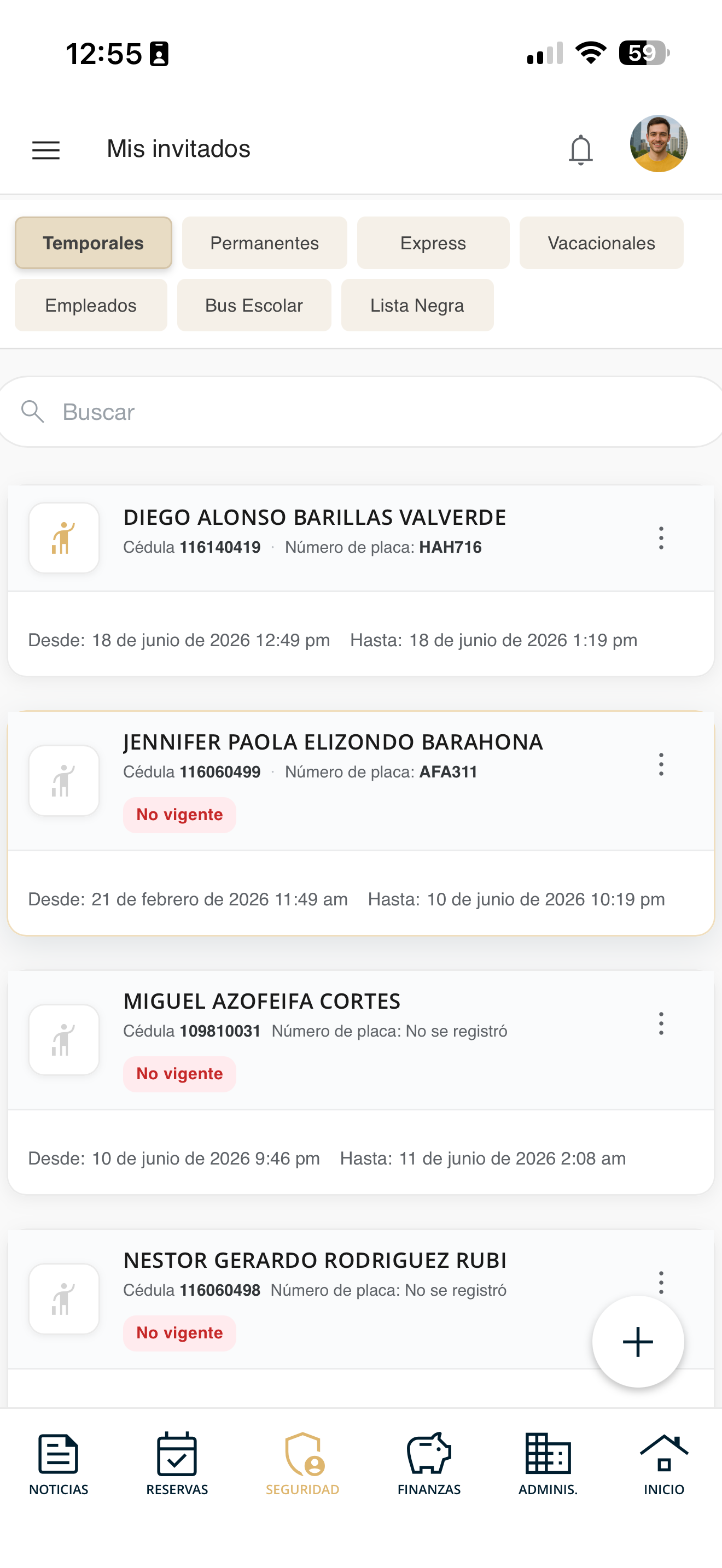 Mis invitados